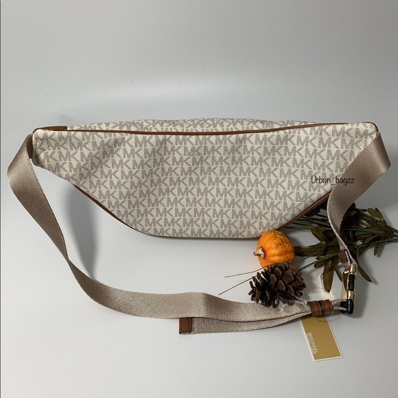 Michael Kors Kenly Medium Waist Pack Xbody - Picture 3 of 6